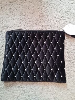 Black Velvet W Small Diamond Accents Zipper Cosmetic Bag